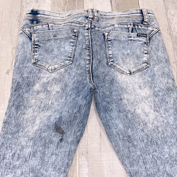 Tractor acid washed jeans size 9 juniors - Picture 8 of 10